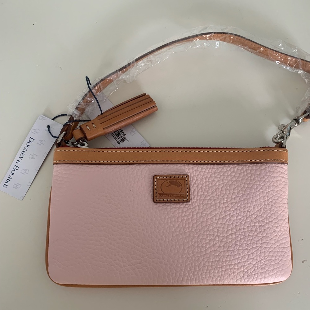 BRAND NEW DESIGNER LEATHER WRISTLET